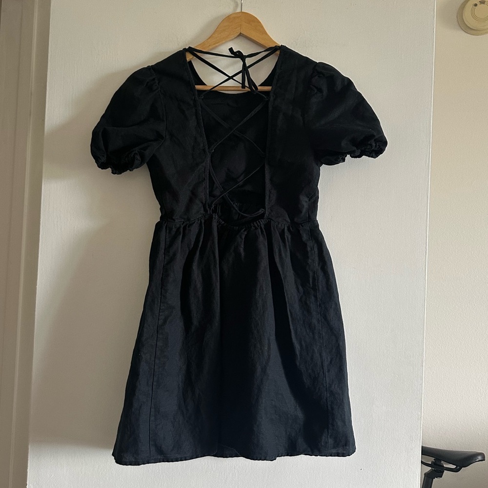 Aritzia Sunday Best Black Lace Back Puffy Sleeve Mini Dress size XXS EUC - Picture 3 of 7